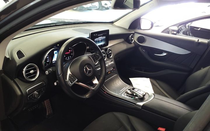 Photo 8 VIN: WDC2539051F426609 - MERCEDES-BENZ GLC 