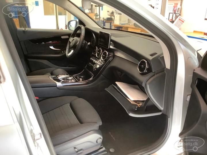 Photo 15 VIN: WDC2539051F462761 - MERCEDES-BENZ GLC-CLASS SUV 