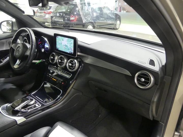 Photo 2 VIN: WDC2539051F567799 - MERCEDES-BENZ GLC 