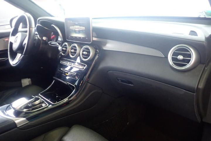 Photo 7 VIN: WDC2539091F177126 - MERCEDES-BENZ CLASSE GLC 