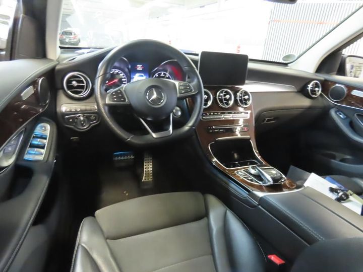 Photo 10 VIN: WDC2539091F335714 - MERCEDES-BENZ GLC 