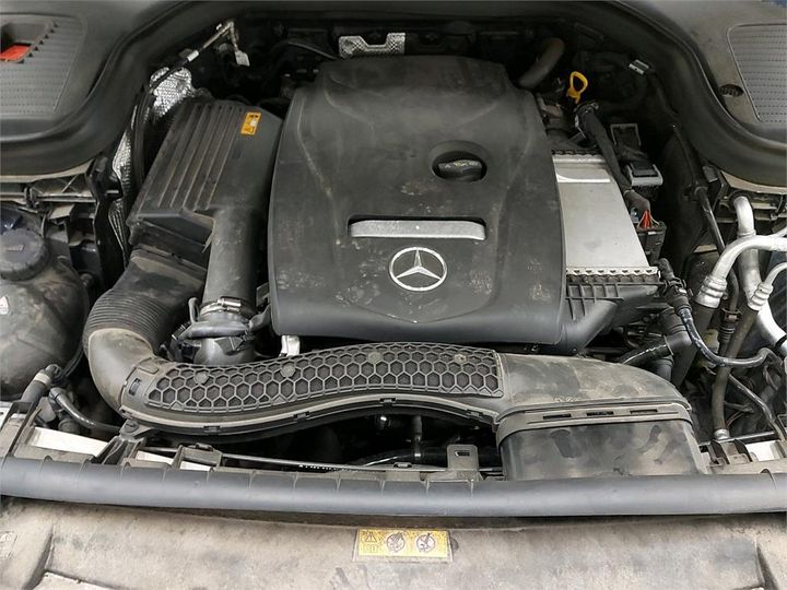 Photo 10 VIN: WDC2539461F442252 - MERCEDES-BENZ GLC 