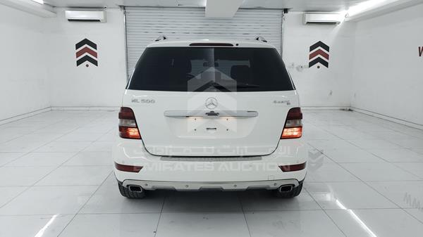 Photo 7 VIN: WDCBB72E89A455247 - MERCEDES-BENZ ML 500 