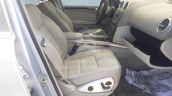 Photo 23 VIN: WDCBB86E79A498221 - MERCEDES-BENZ ML350 