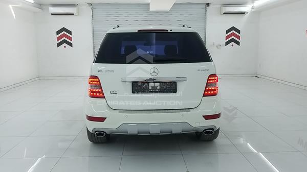 Photo 7 VIN: WDCBB86E79A501862 - MERCEDES-BENZ ML350 