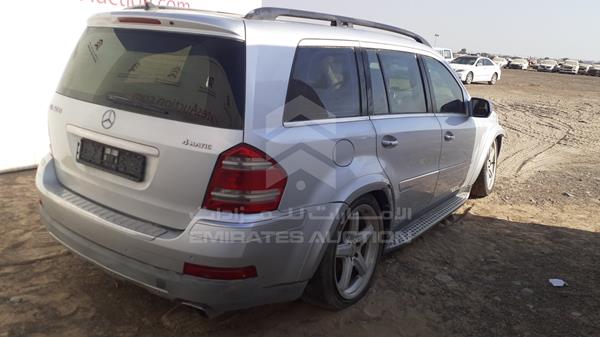 Photo 7 VIN: WDCBF86E99A506582 - MERCEDES-BENZ GL 500 