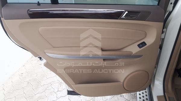 Photo 26 VIN: WDCBF8GE2CA776002 - MERCEDES-BENZ GL 500 