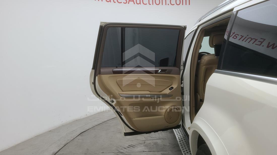 Photo 25 VIN: WDCBF8GE3BA636667 - MERCEDES G 