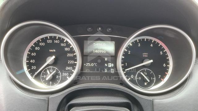 Photo 2 VIN: WDCBF8GE9BA631330 - MERCEDES GL 500 