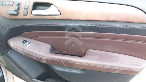 Photo 22 VIN: WDCDA7DB3EA298980 - MERCEDES-BENZ ML 500 