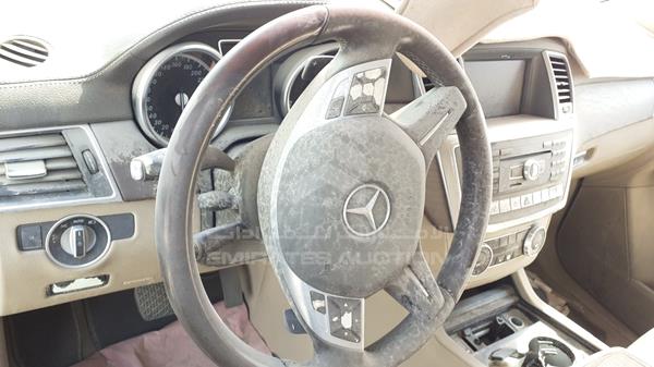 Photo 11 VIN: WDCDA7DB7EA352975 - MERCEDES-BENZ ML 500 