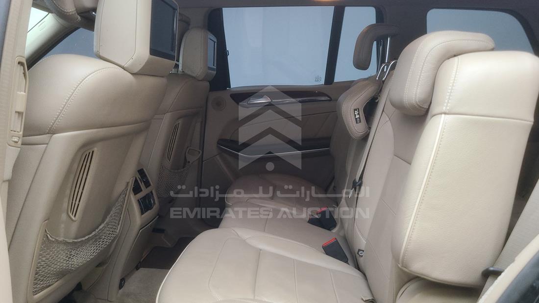 Photo 24 VIN: WDCDF7DE5EA268262 - MERCEDES GL 