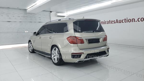 Photo 4 VIN: WDCDF7DE8DA143786 - MERCEDES-BENZ GL 500 