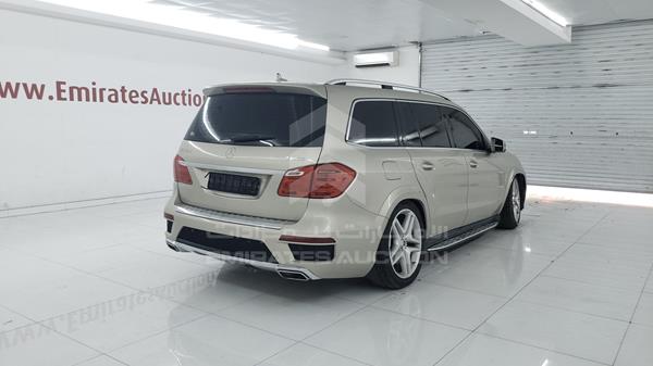 Photo 6 VIN: WDCDF7DE8DA143786 - MERCEDES-BENZ GL 500 