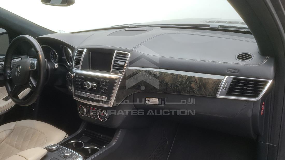 Photo 34 VIN: WDCDF7DE9DA136541 - MERCEDES GL 