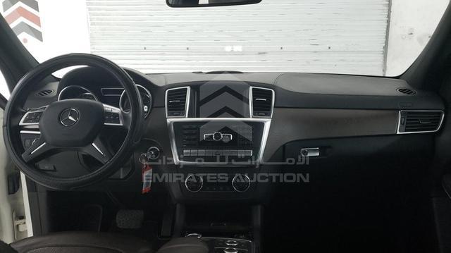 Photo 16 VIN: WDCDF7DEXDA141067 - MERCEDES GL 