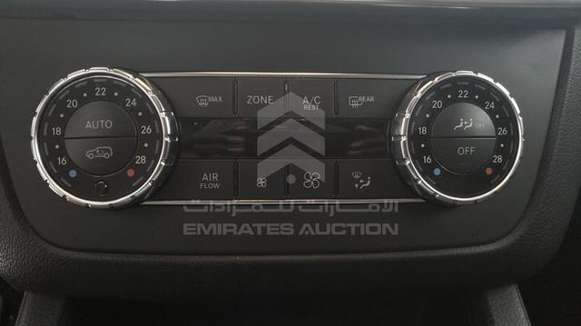 Photo 18 VIN: WDCDF7DEXDA141067 - MERCEDES GL 