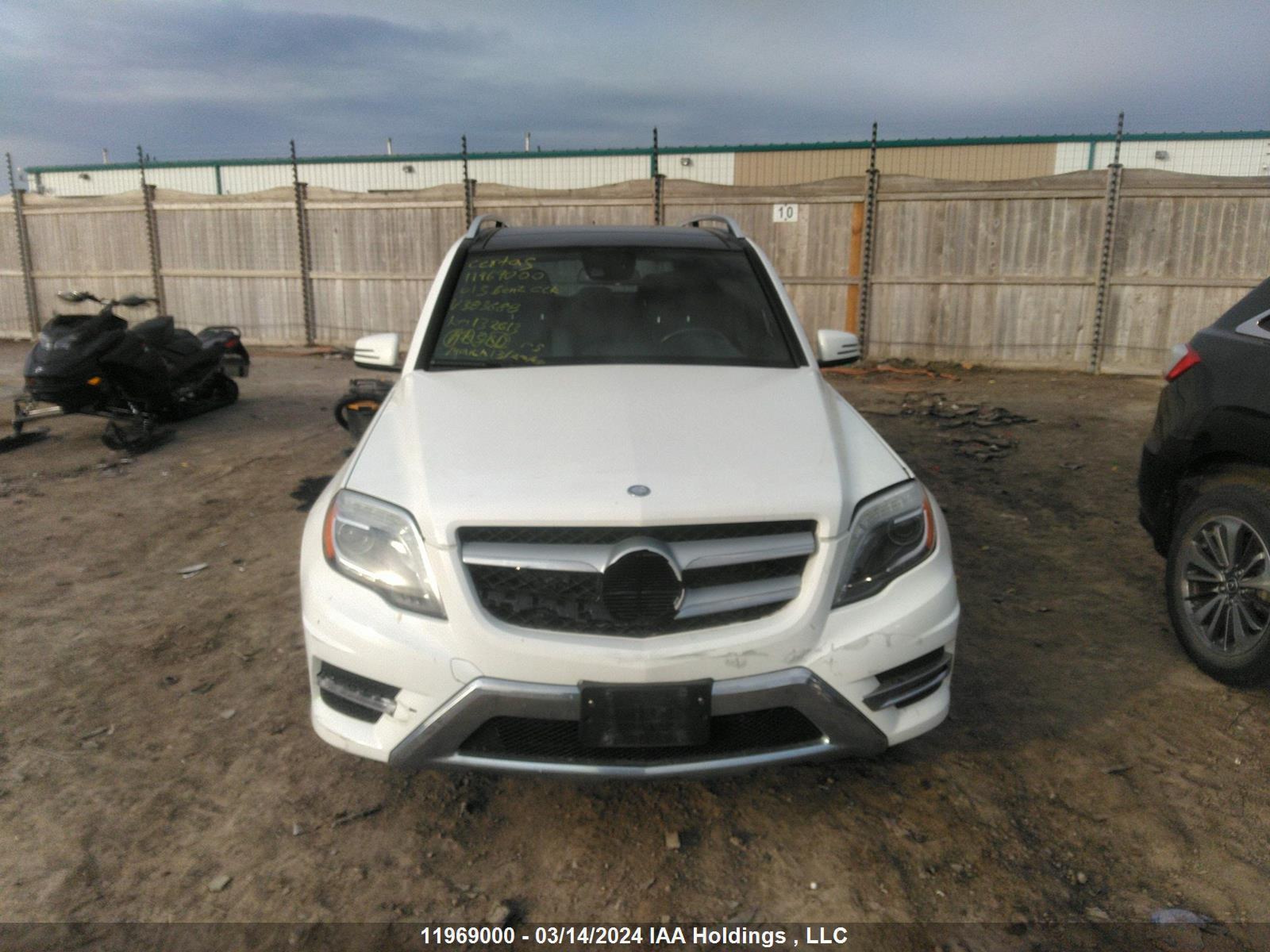 Photo 11 VIN: WDCGG0EB5FG383688 - MERCEDES-BENZ NULL 