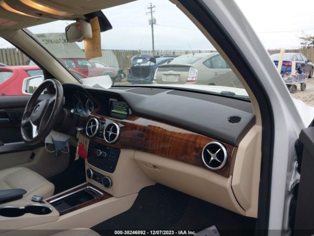 Photo 4 VIN: WDCGG0EBXFG372184 - MERCEDES-BENZ GLK 