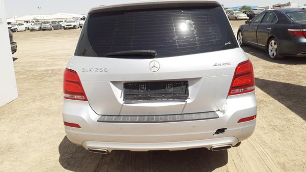 Photo 7 VIN: WDCGG3HB8FG350844 - MERCEDES-BENZ GLK 250 