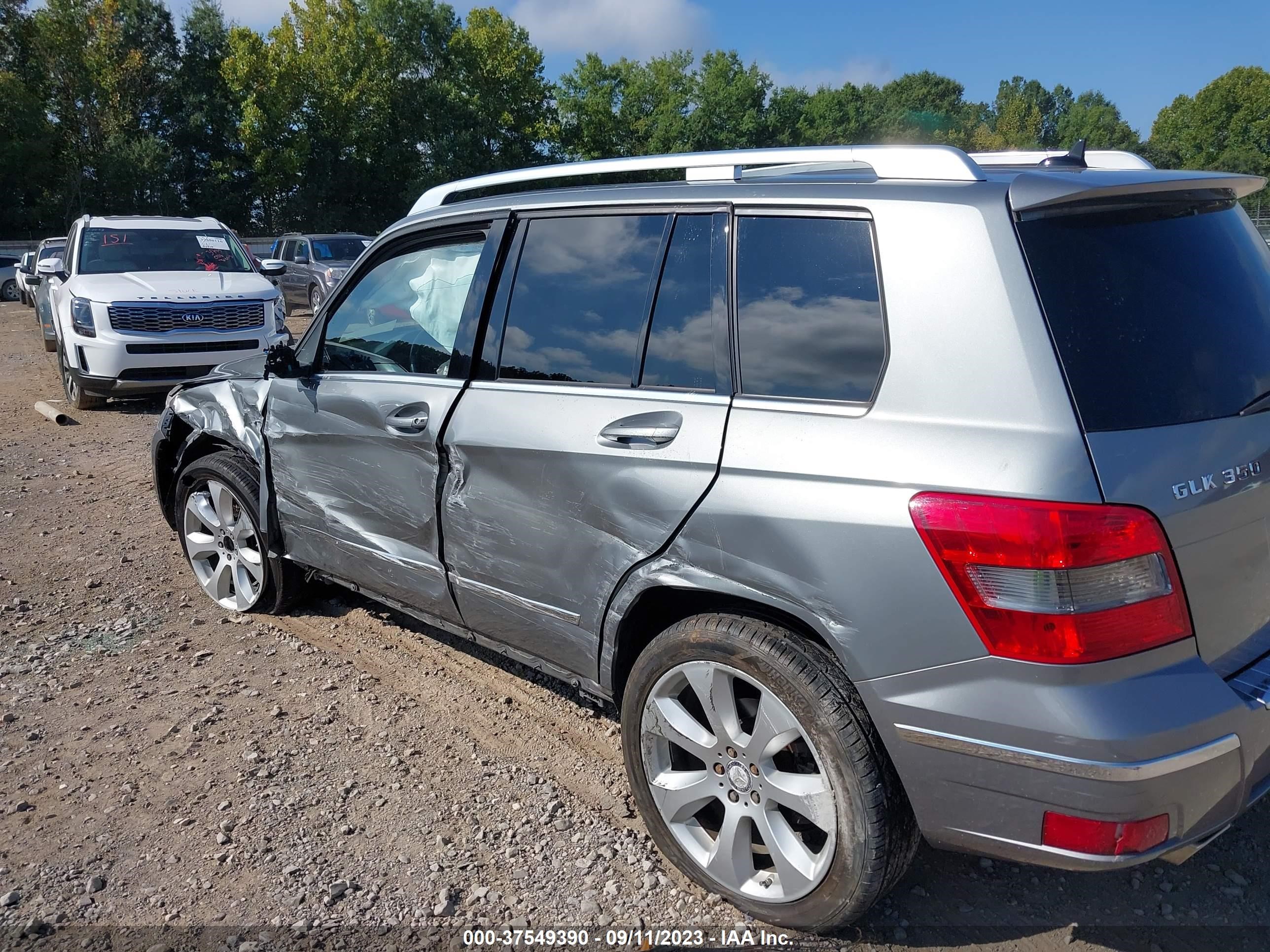 Photo 2 VIN: WDCGG5GB0AF425354 - MERCEDES-BENZ GLK-KLASSE 