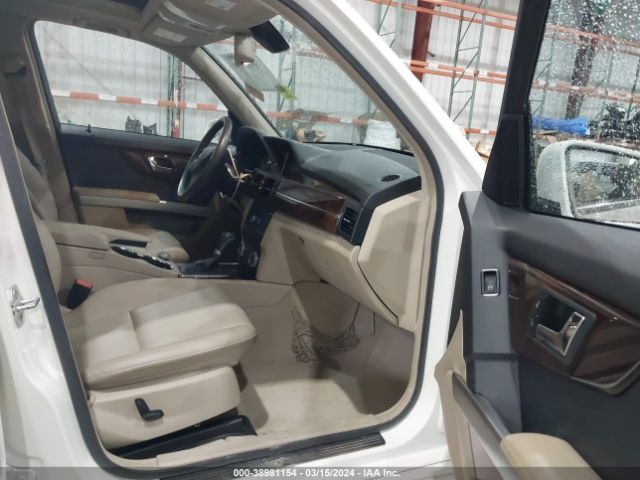 Photo 4 VIN: WDCGG5GBXBF599806 - MERCEDES-BENZ GLK 350 