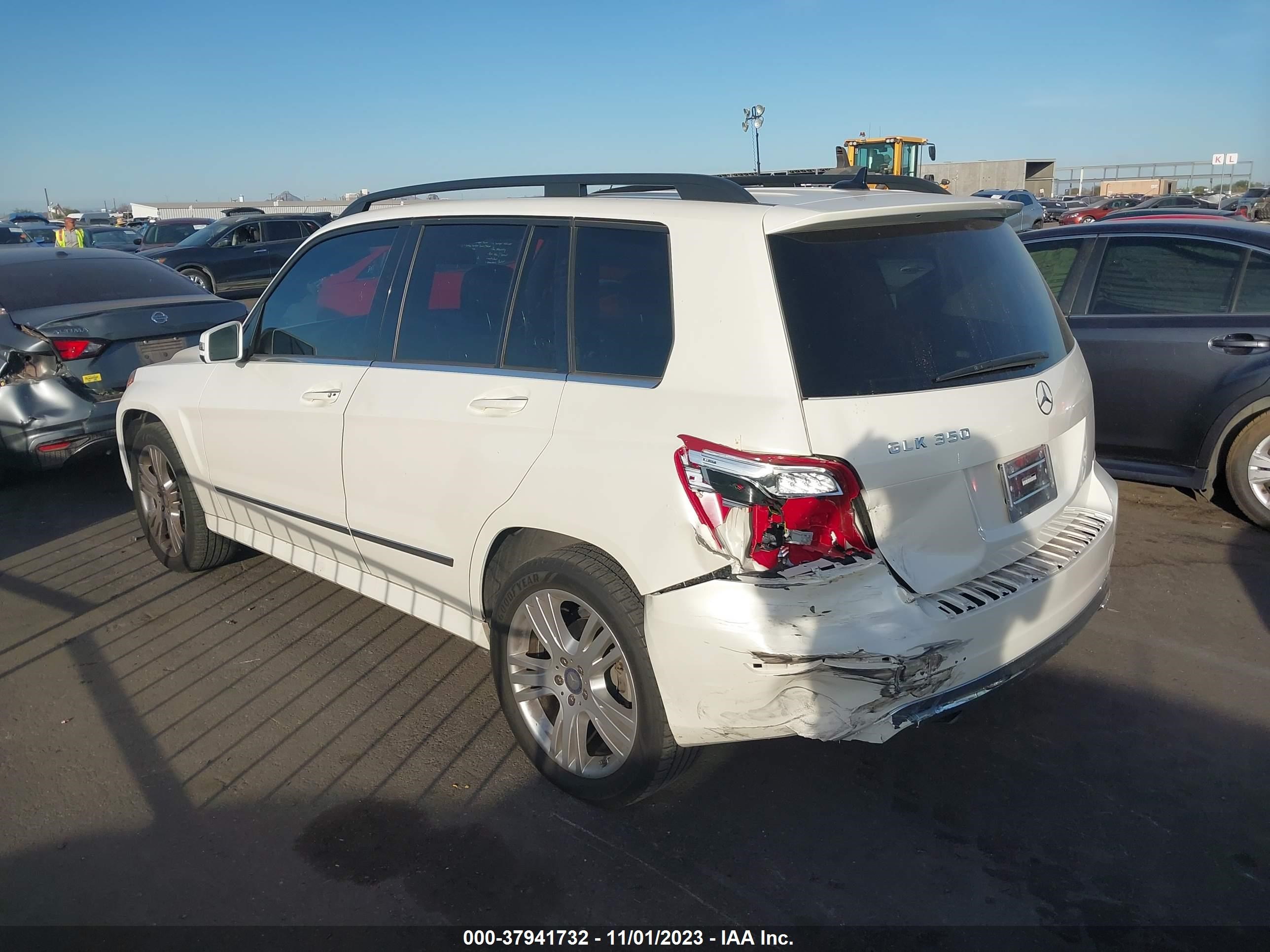 Photo 2 VIN: WDCGG5HB9EG300982 - MERCEDES-BENZ GLK-KLASSE 