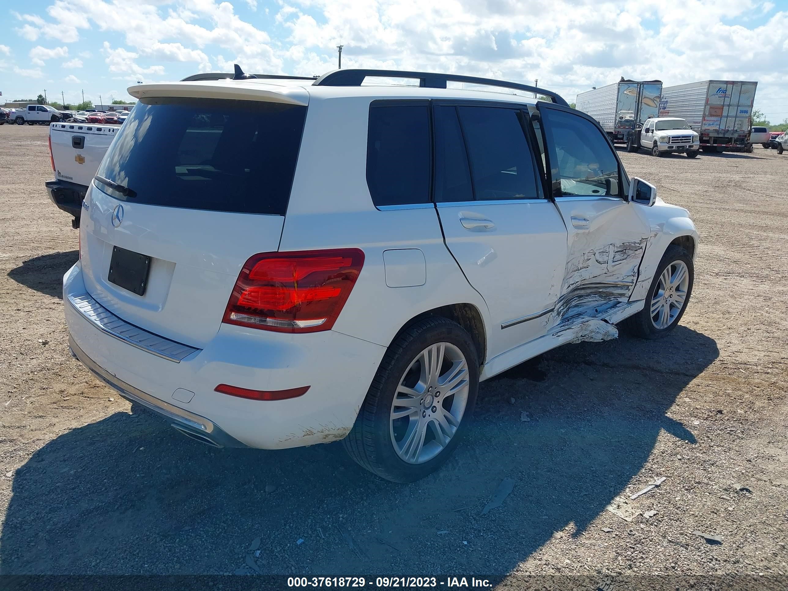 Photo 3 VIN: WDCGG5HB9EG330693 - MERCEDES-BENZ GLK-KLASSE 