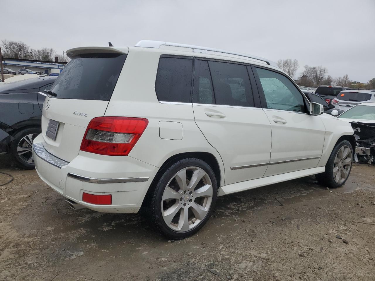 Photo 2 VIN: WDCGG8HB2AF393801 - MERCEDES-BENZ GLK-KLASSE 