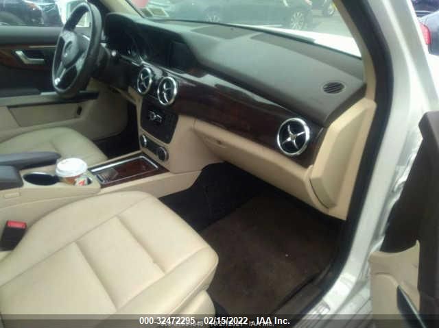 Photo 4 VIN: WDCGG8JB3FG365775 - MERCEDES-BENZ GLK-CLASS 