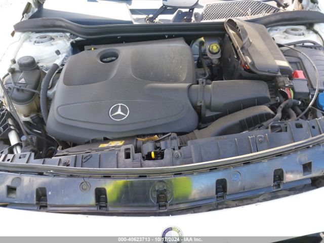 Photo 9 VIN: WDCTG4EB0GJ215547 - MERCEDES-BENZ GLA-CLASS 