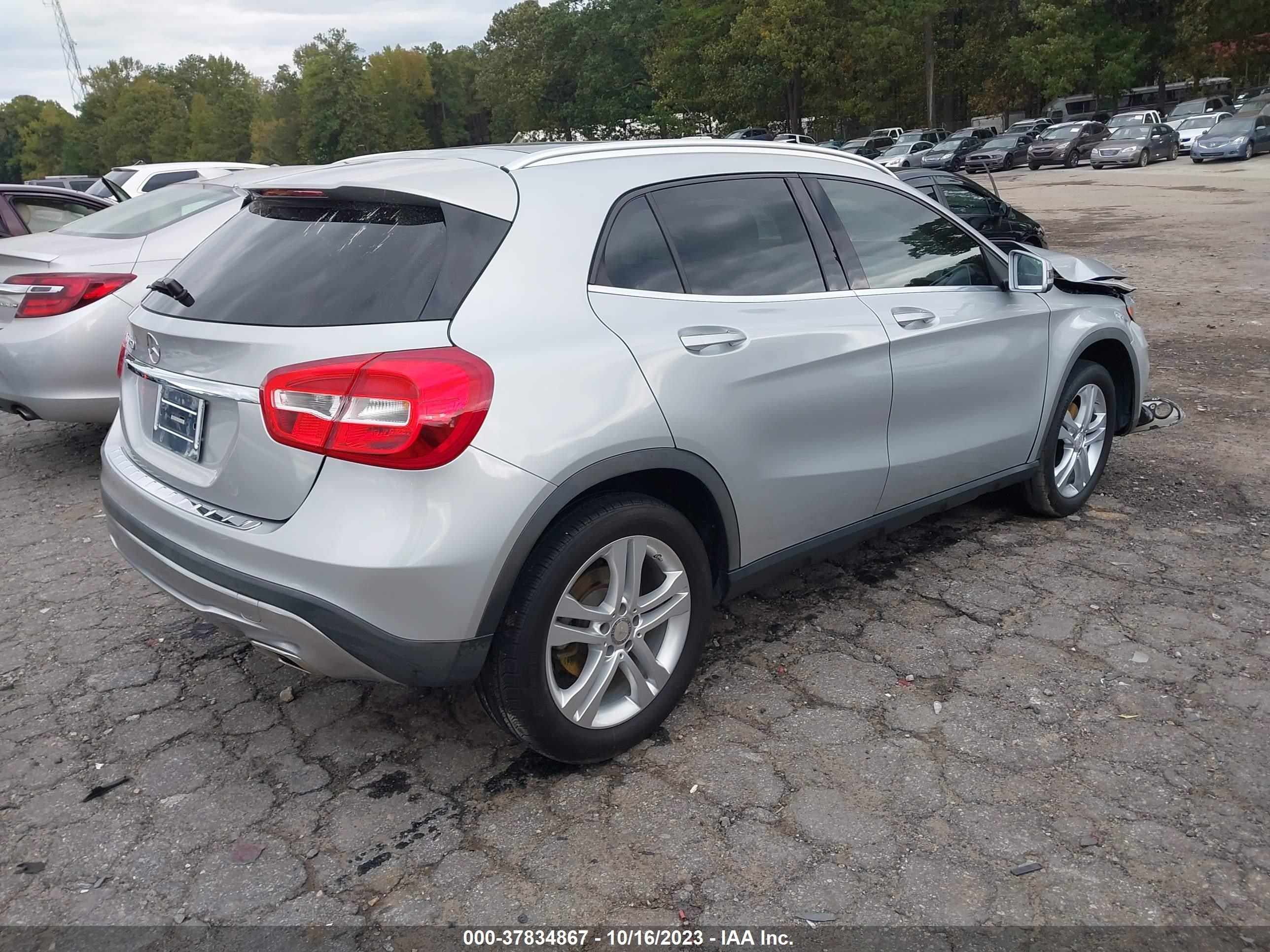 Photo 3 VIN: WDCTG4EB0HJ301443 - MERCEDES-BENZ GLA-KLASSE 