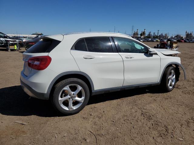 Photo 2 VIN: WDCTG4EB0JJ395894 - MERCEDES-BENZ GLA 250 