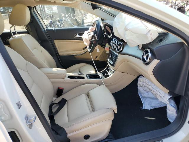 Photo 4 VIN: WDCTG4EB0JJ437643 - MERCEDES-BENZ GLA 250 