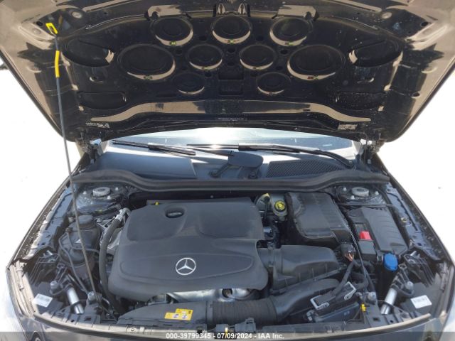 Photo 9 VIN: WDCTG4EB0JJ444110 - MERCEDES-BENZ GLA-CLASS 