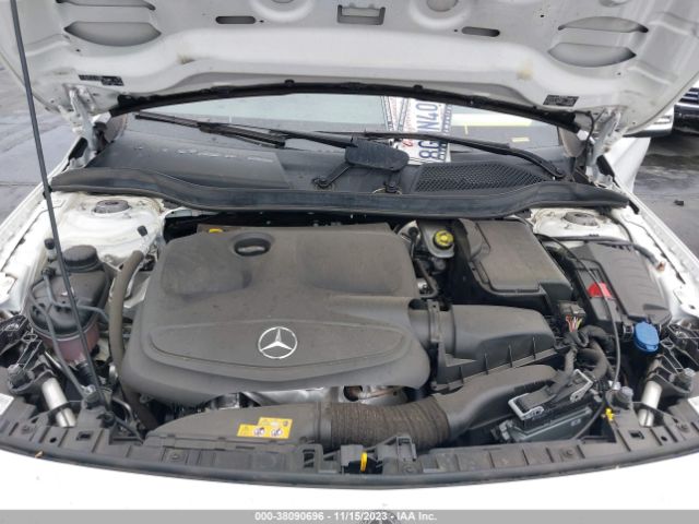 Photo 9 VIN: WDCTG4EB0KU002475 - MERCEDES-BENZ GLA 