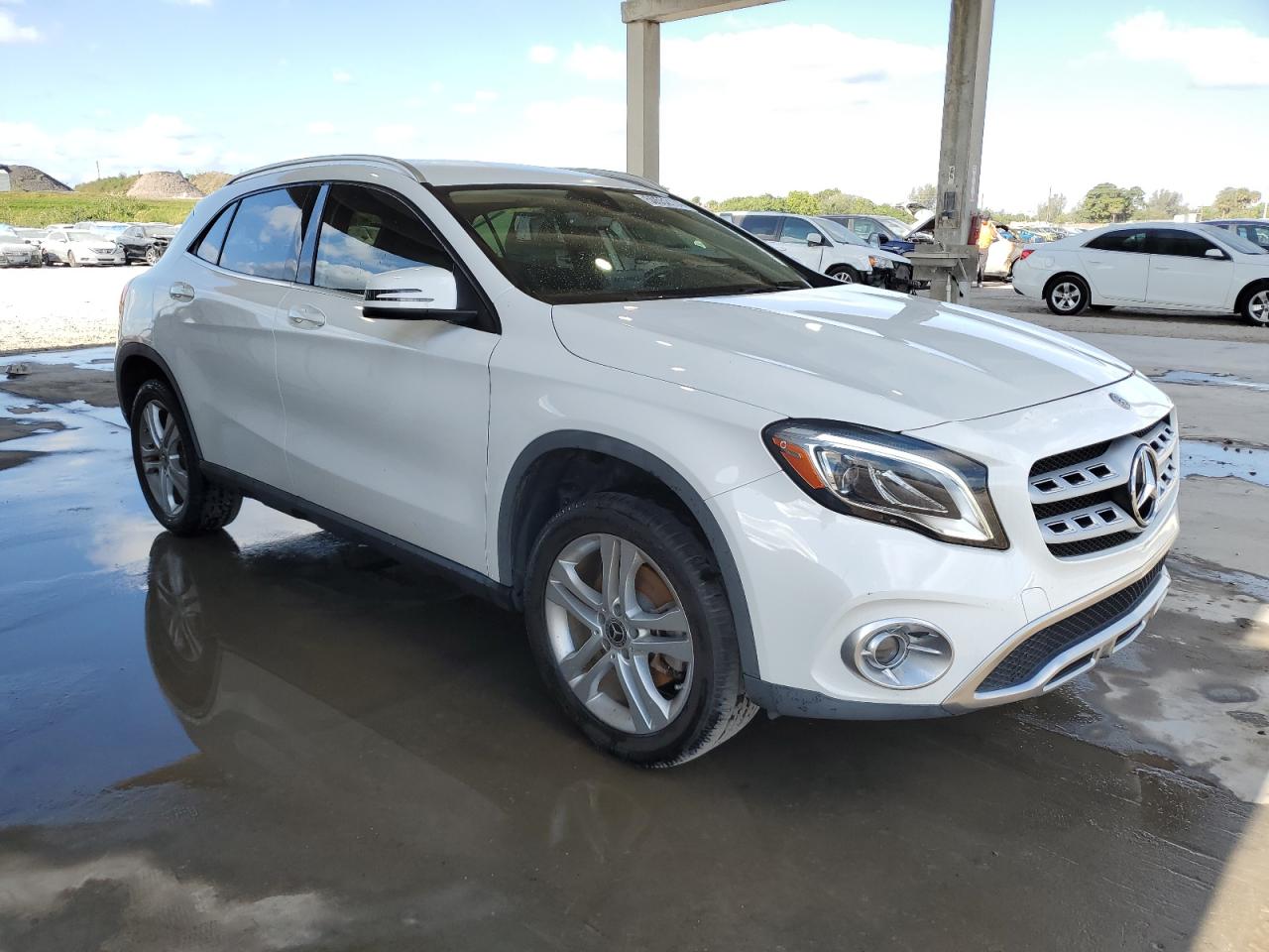 Photo 3 VIN: WDCTG4EB0KU002654 - MERCEDES-BENZ GLA-KLASSE 