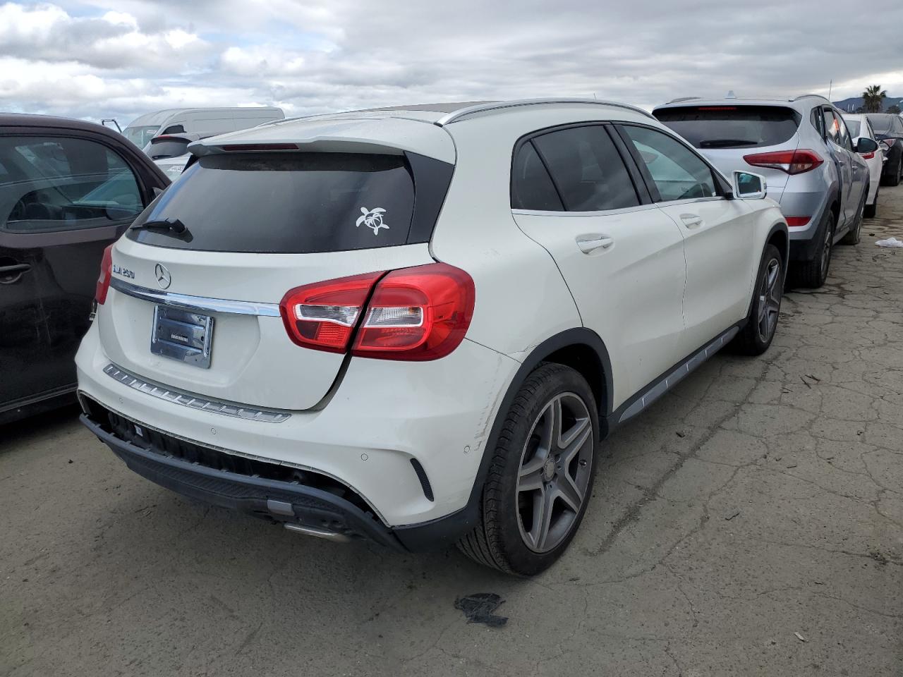 Photo 2 VIN: WDCTG4EB1FJ131400 - MERCEDES-BENZ GLA-KLASSE 