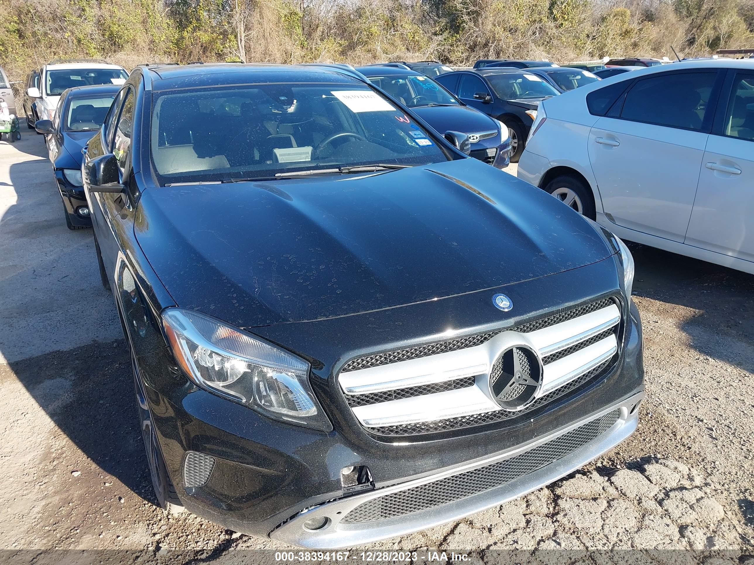 Photo 2 VIN: WDCTG4EB1GJ245723 - MERCEDES-BENZ GLA-KLASSE 