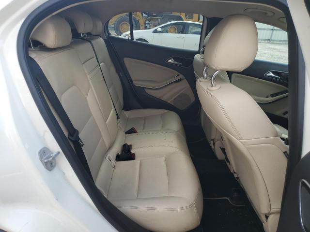 Photo 9 VIN: WDCTG4EB1HJ304707 - MERCEDES-BENZ GLA 250 