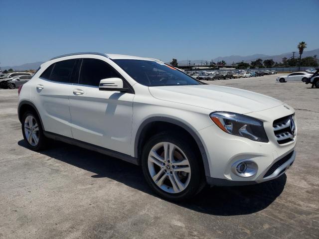 Photo 3 VIN: WDCTG4EB1JJ411018 - MERCEDES-BENZ GLA-CLASS 