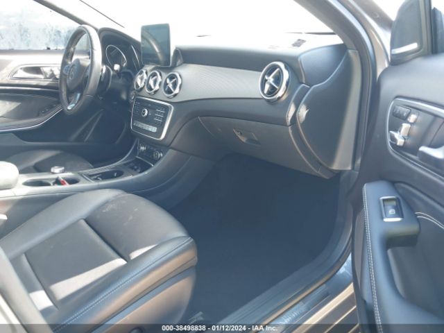 Photo 4 VIN: WDCTG4EB1JJ471428 - MERCEDES-BENZ GLA 250 