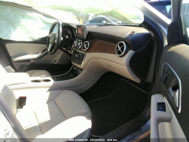 Photo 4 VIN: WDCTG4EB2FJ163689 - MERCEDES-BENZ GLA-CLASS 