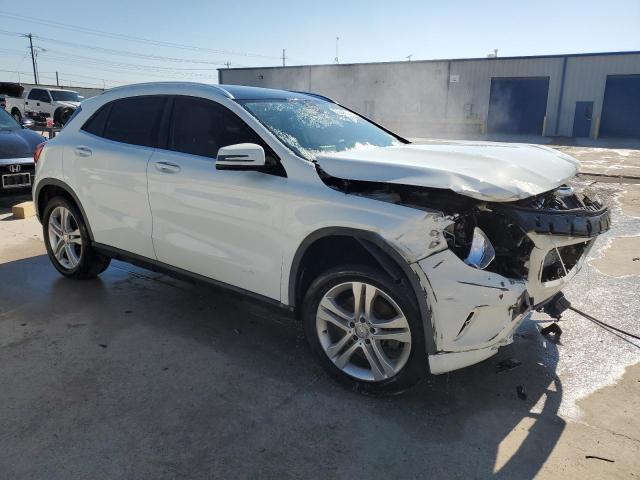 Photo 3 VIN: WDCTG4EB2FJ187412 - MERCEDES-BENZ GLA-CLASS 