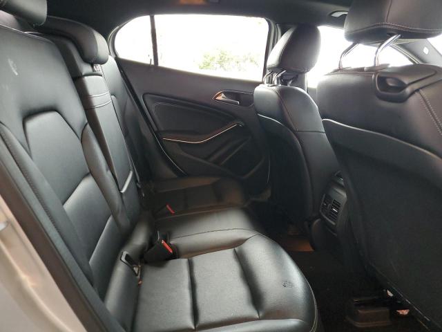 Photo 9 VIN: WDCTG4EB2GJ232933 - MERCEDES-BENZ GLA-CLASS 