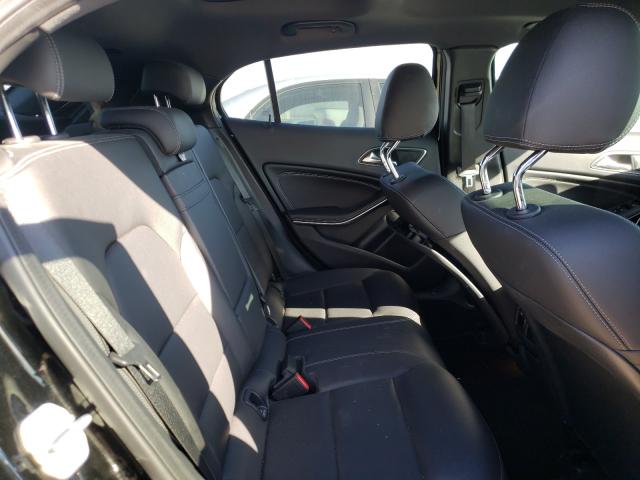 Photo 5 VIN: WDCTG4EB2HJ333942 - MERCEDES-BENZ GLA 250 