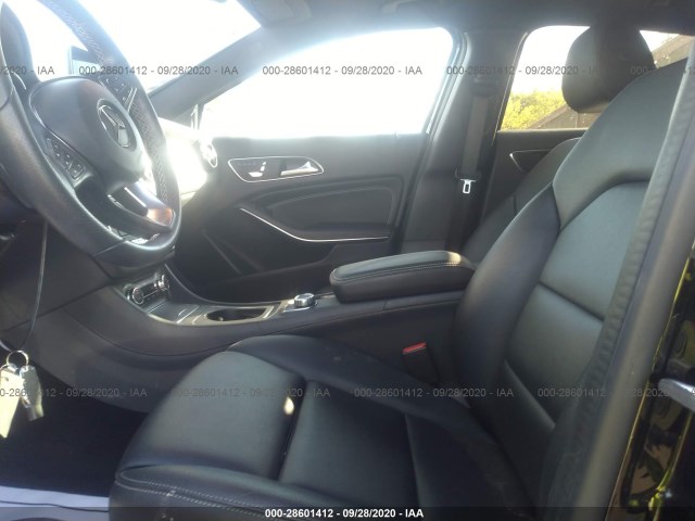 Photo 4 VIN: WDCTG4EB2JJ489016 - MERCEDES-BENZ GLA 