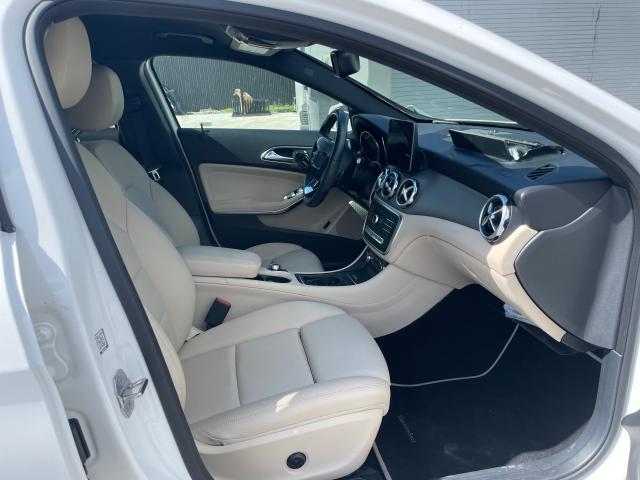 Photo 4 VIN: WDCTG4EB2KU009136 - MERCEDES-BENZ GLA 250 