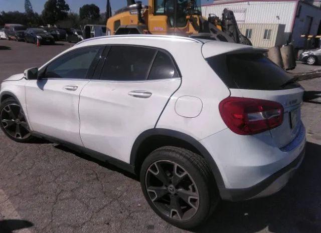 Photo 2 VIN: WDCTG4EB2KU011615 - MERCEDES-BENZ GLA-CLASS 