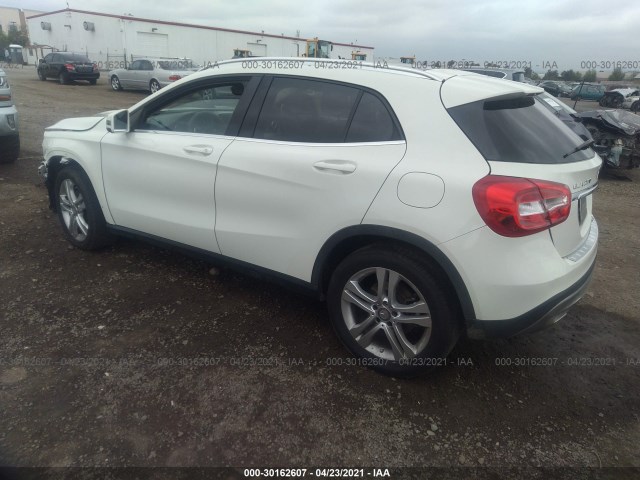 Photo 2 VIN: WDCTG4EB3FJ126540 - MERCEDES-BENZ GLA 250 